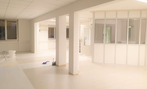 Commercial room / office 1 room - 60 m2